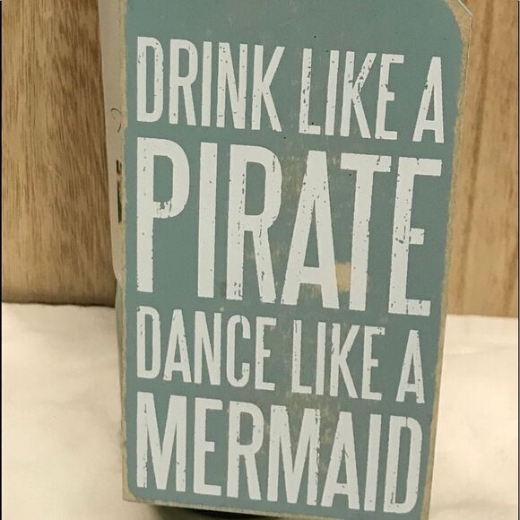 Wine Tag Pirate and Mermaid Saying - Picture 2 of 9